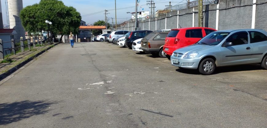 Apto antes da  Coca-Cola, atrás da Garagem de ônibus